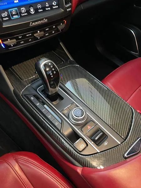 Maserati Levante 3.0 V6 350cv Aut., foto 8 de 18