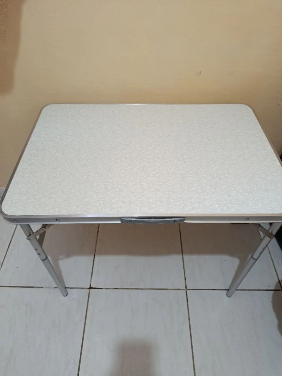 MESA PORTÁTIL  - Foto 2