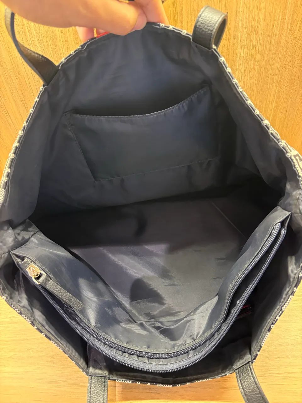Bolsa Tommy Hilfiger original  - Foto 5