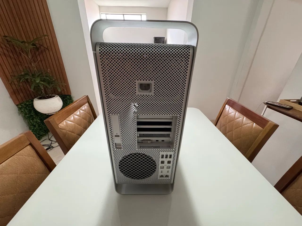 MacPro Mid (2012) - 16GB RAM - SSD 1TB + HD 2TB - Computadores e