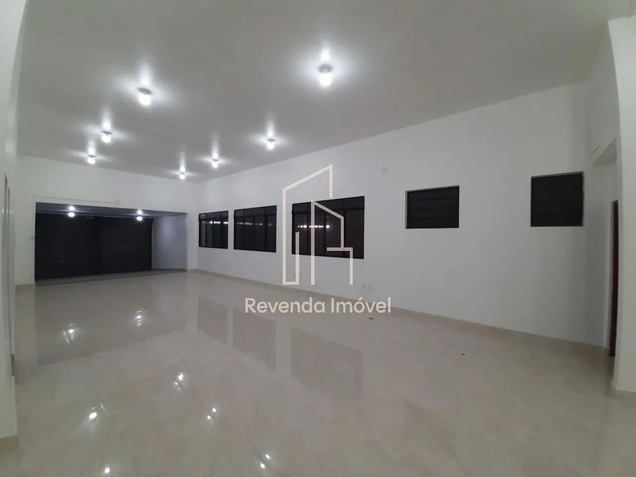 Comercial á venda e Vila Clementino de 228m²