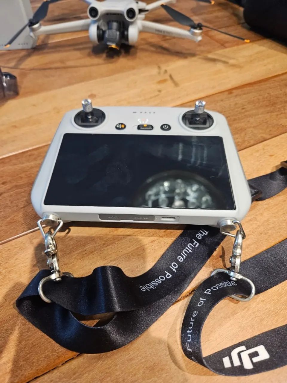 Drone DJI Mini 3 Pro Fly More Plus - Foto 3