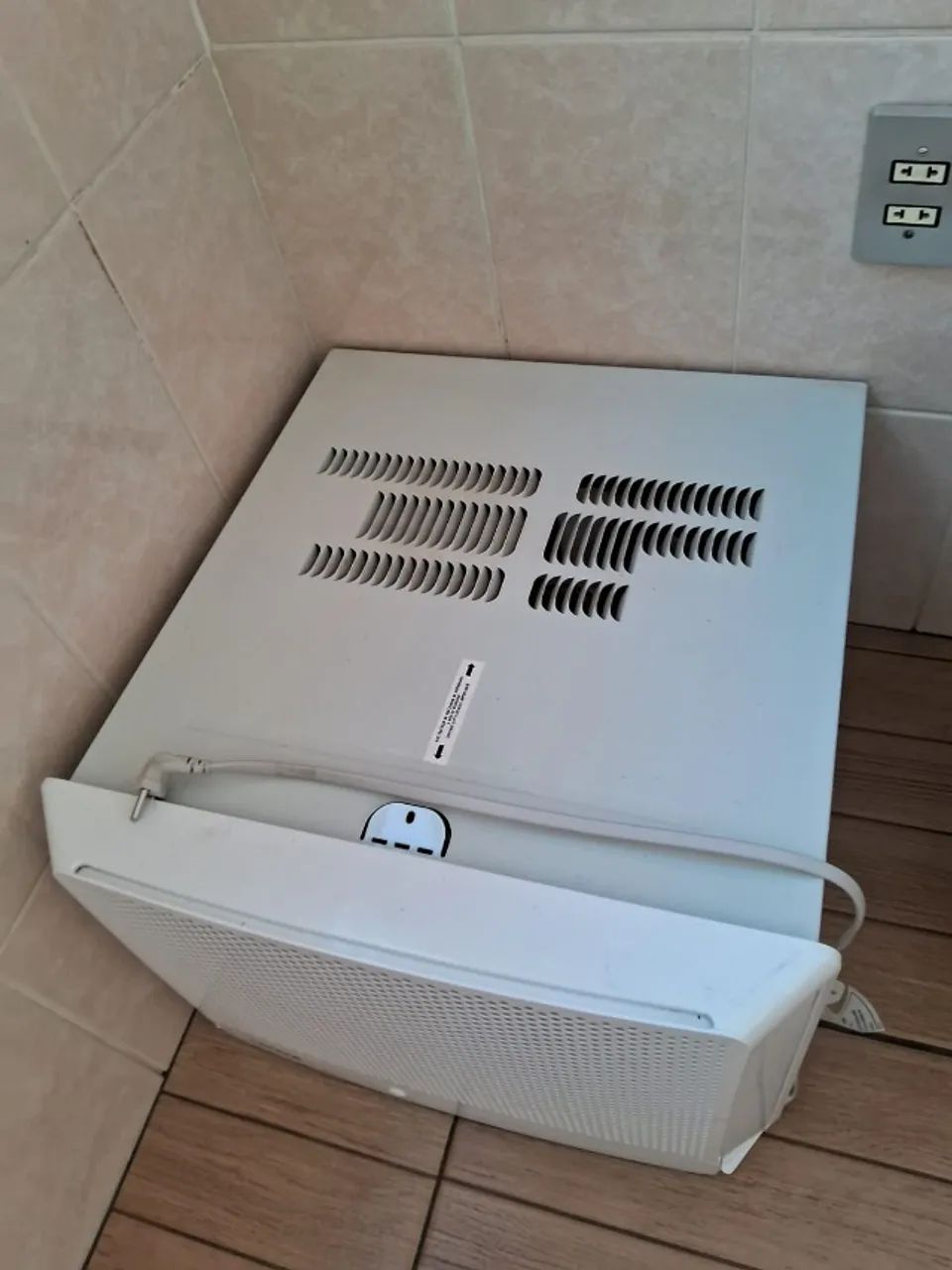 AR CONDICIONADO DE JANELA - Foto 4