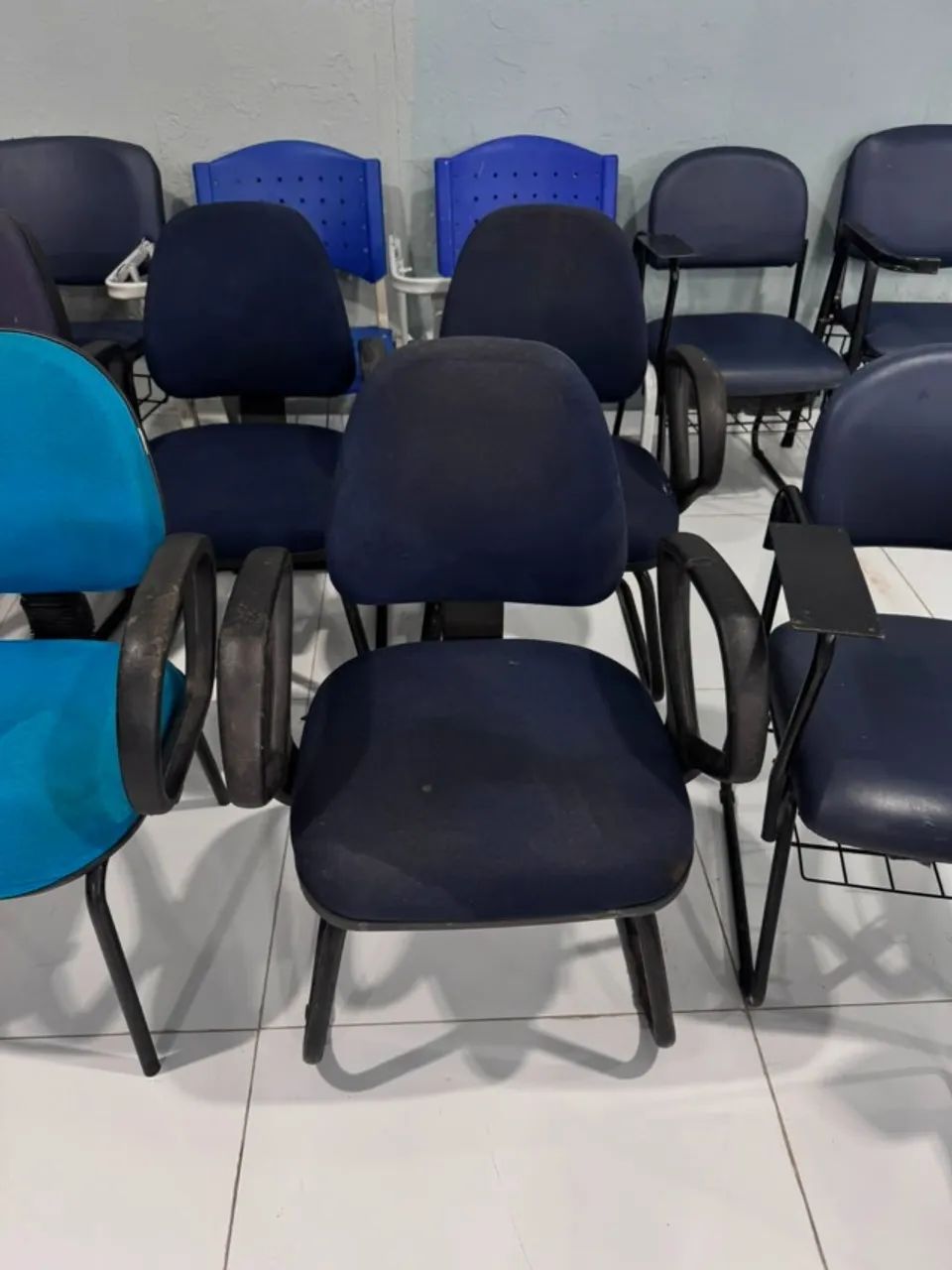 CADEIRAS ESCRITÓRIO 100 - QUALQUER MODELO - Foto 2