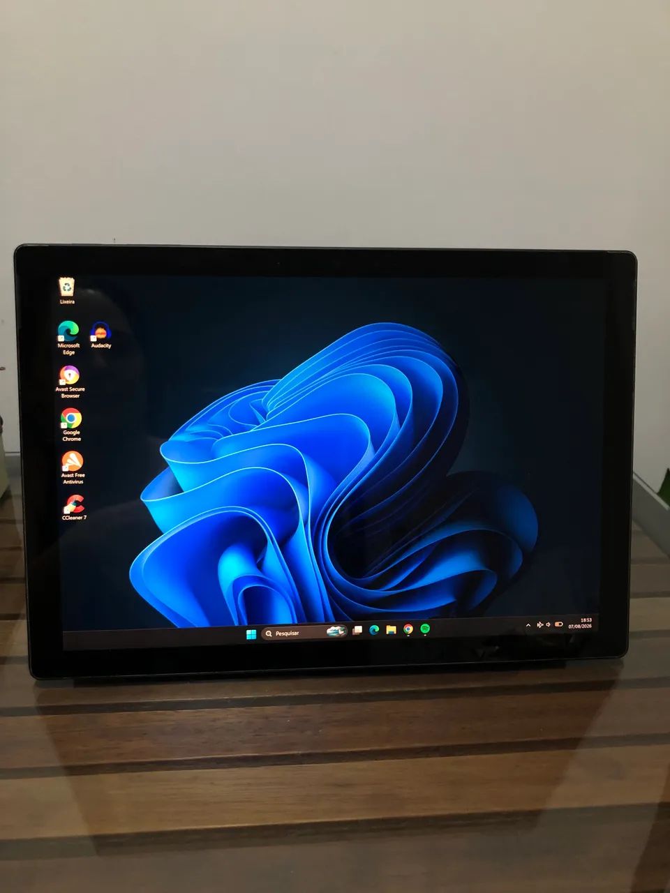 Microsoft Surface Pro 7 Tablet Intel Core i5, 8GB RAM, 256 GB SSD, 12.3? (2736 x 1824)