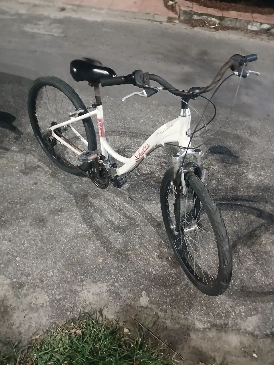 Bike toda file na loja e 2k ela