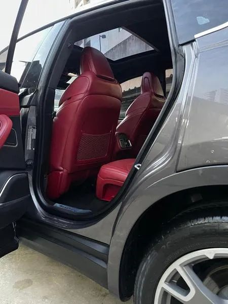 Maserati Levante 3.0 V6 350cv Aut., foto 16 de 18