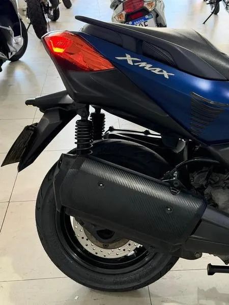 YAMAHA XMAX 2021 - Foto 3