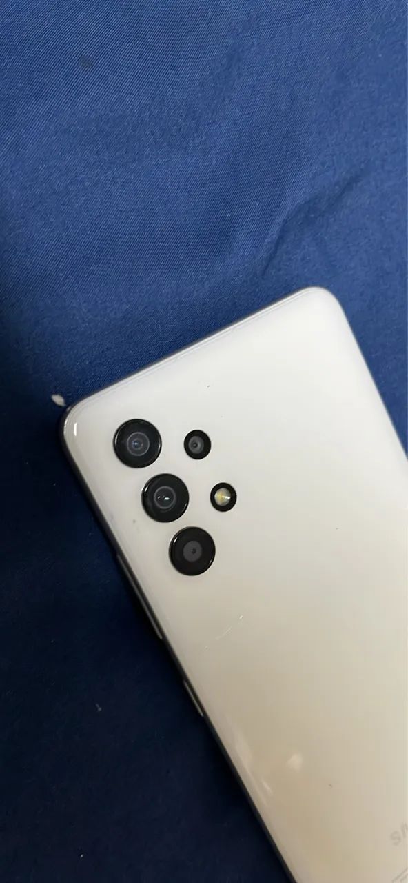 Samsung Galaxy A32 Branco - Completo com Carregador Tipo C e Capinha