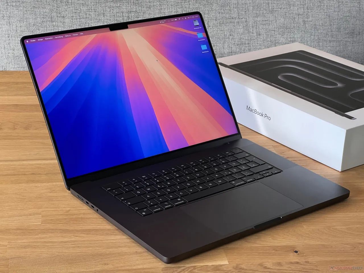 MACBOOK PRO 14 M4 24/1TB - Lacrado - Notebooks - Bombinhas