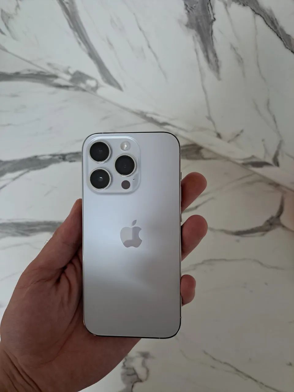 【美品】iPhone 14 Pro ／256GB シルバー 美品】iPhone 14 Pro 256GB シルバー SIMフリー 美品】iPhone14Pro