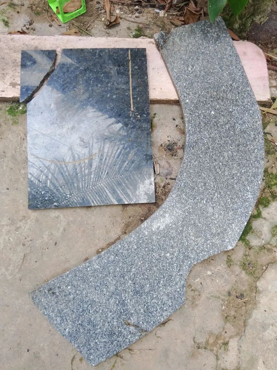 2 PEDRAS DE MÁRMORE R$210,00
