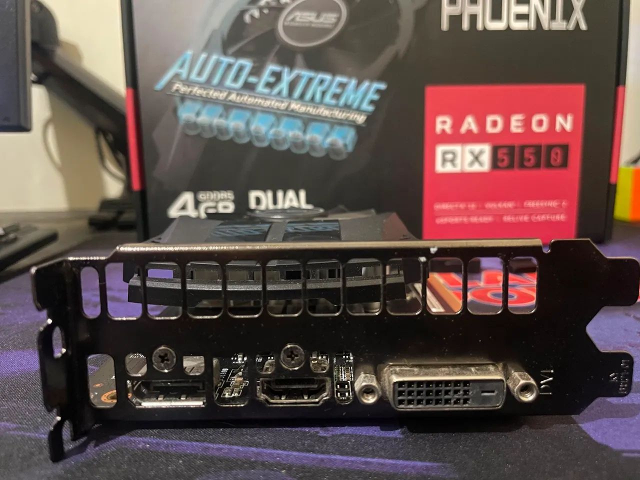 Rx550 ASUS 4gb - Foto 3