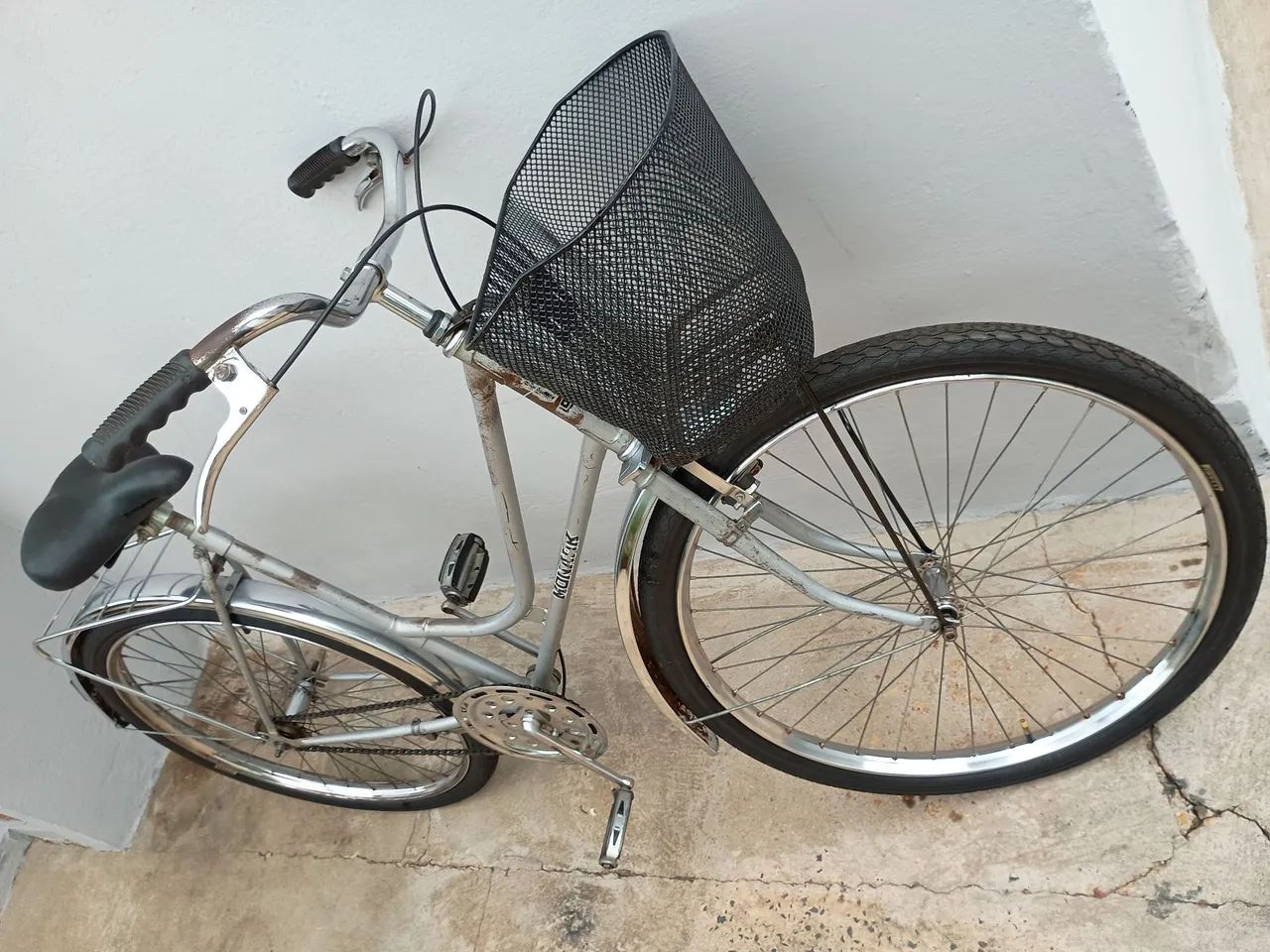 Bicicleta aro 26 anos 80 - Foto 5
