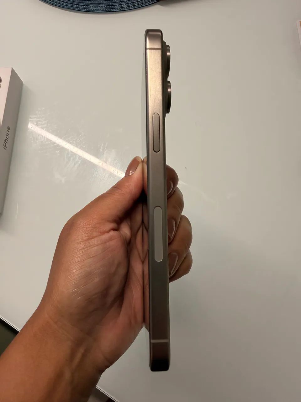 iPhone 15 Pro Max - Foto 2