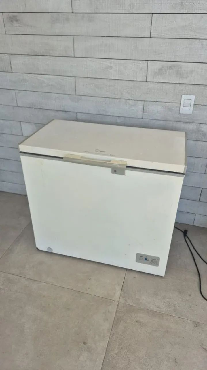 Freezer Horizontal Midea 202L 127V - Dupla Função (Geladeira e Freezer)