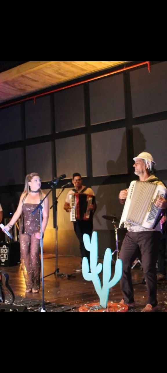 PÉ DE SERRA BANDA DE FORRÓ PARA FESTAS JUNINAS