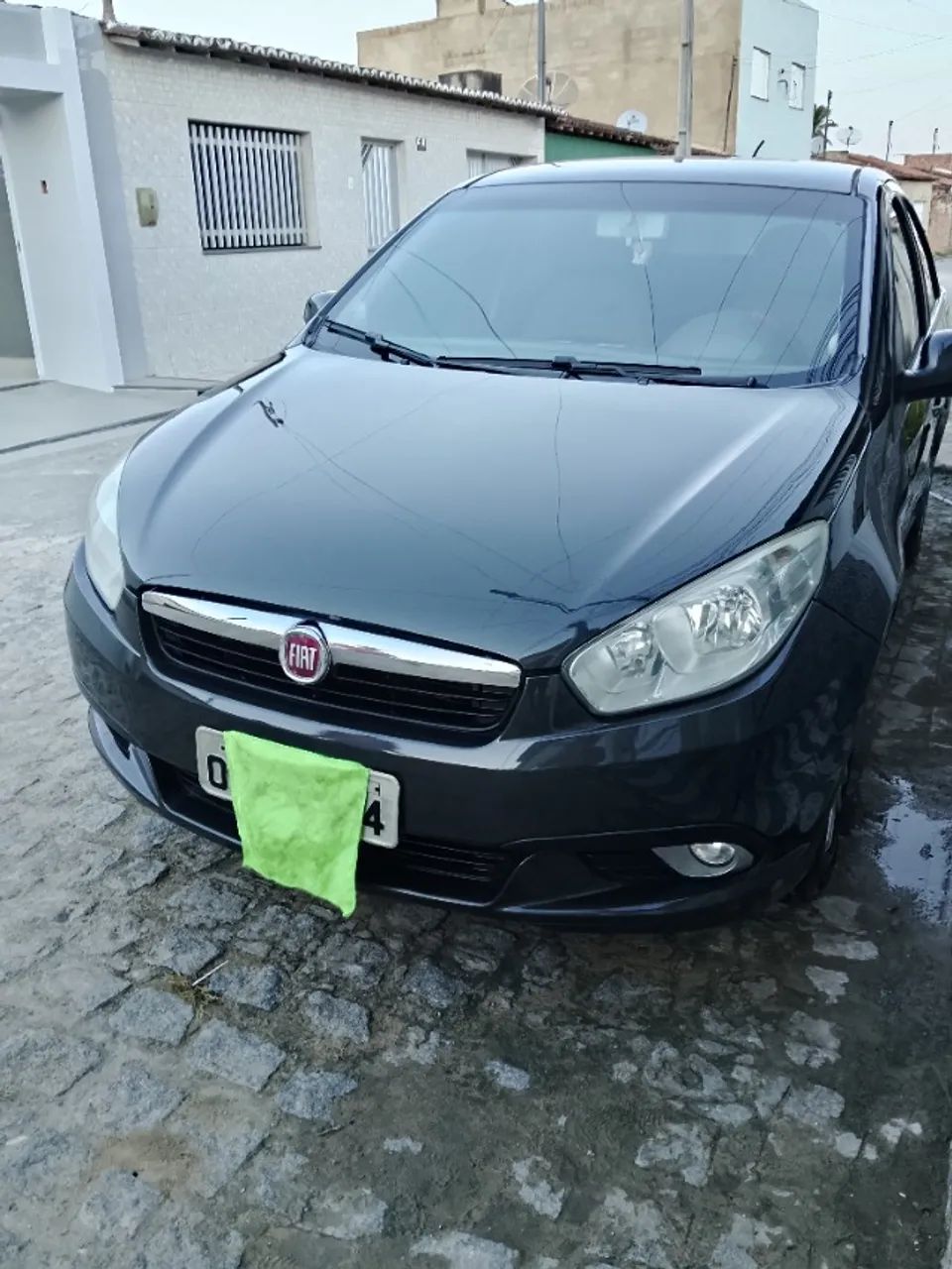 Fiat Grand Siena GRAND SIENA ESSENCE DUAL. 1.6 FLEX 16V 2014