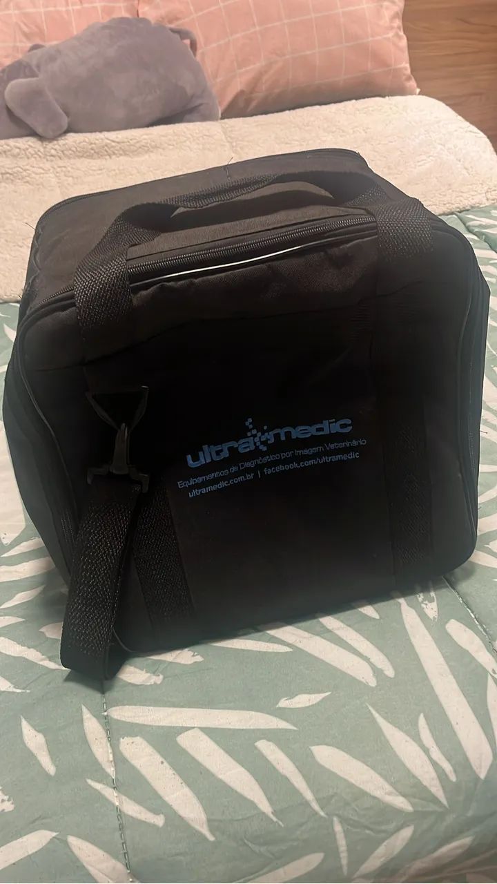 Vendo ultrassonografia veterinária ultramedic i3V semi nova com transdutor microconvexo  - Foto 2