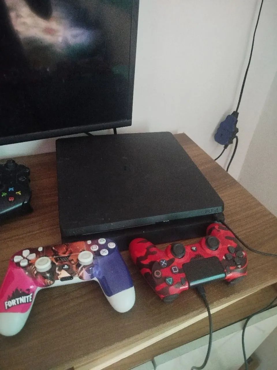 Ps4 slim 