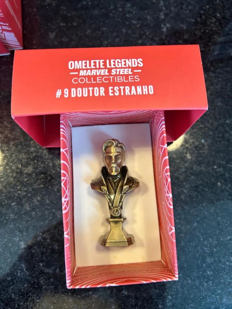 Busto omelete box doutor estranho 