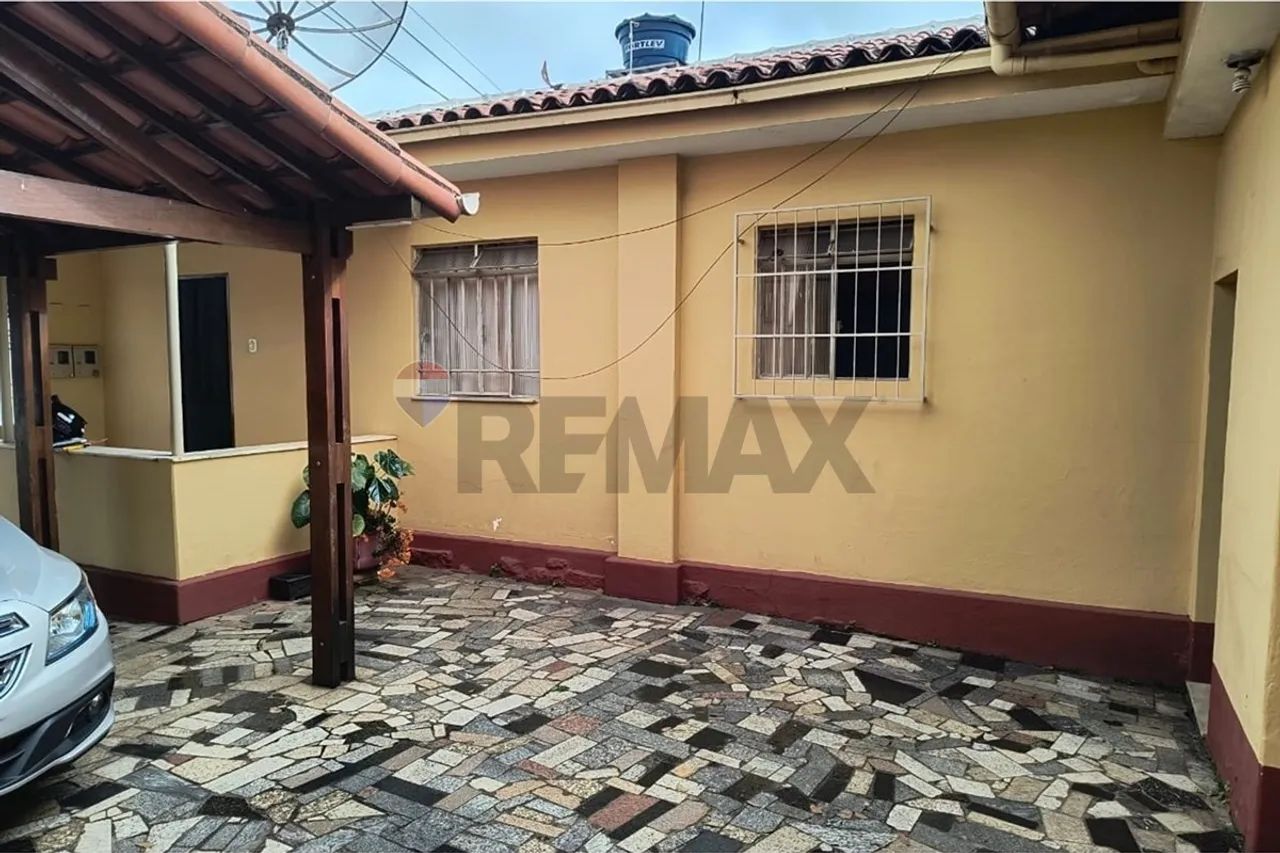 Casa a venda no centro de Brumadinho-MG - Foto 4