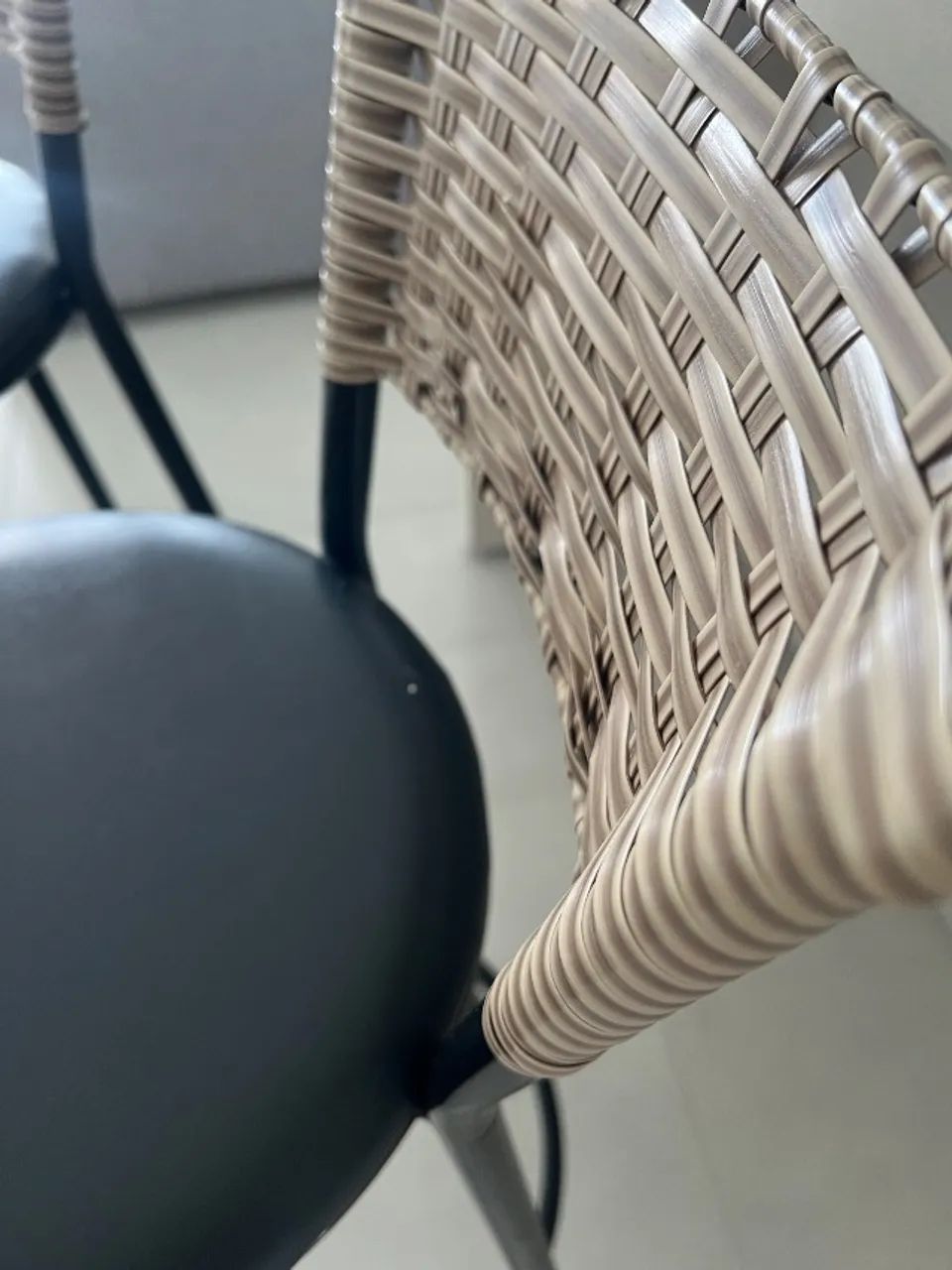 2 banquetas novas - Foto 4