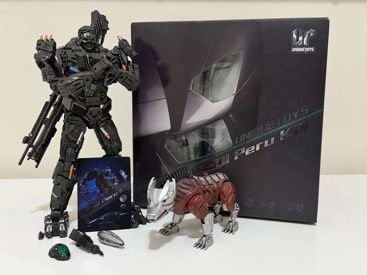 Transformers AOE - Lockdown (UniqueToys) 