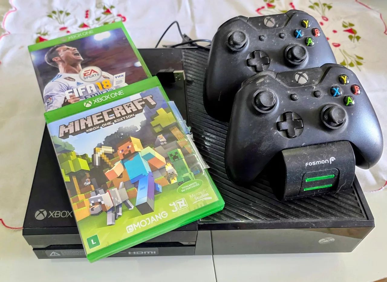 Xbox one com controle e 2 jogos - Foto 3