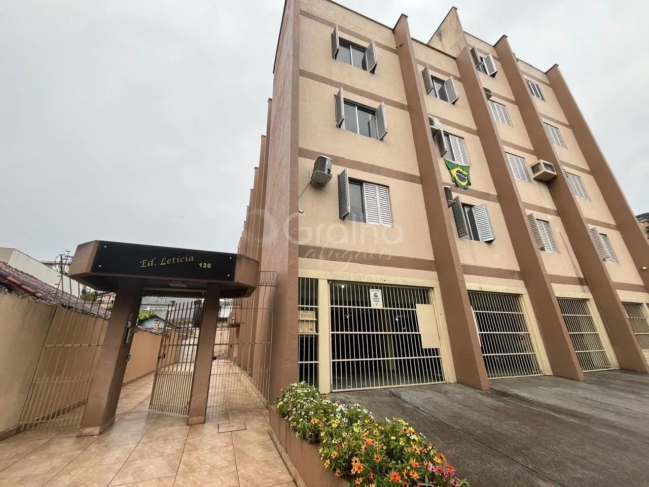 3 quartos, mobiliado em Coqueiros