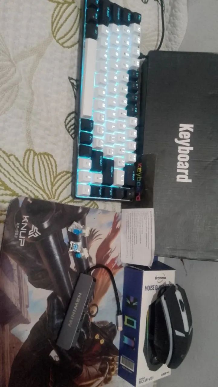 Teclado mecânico com mobilador 