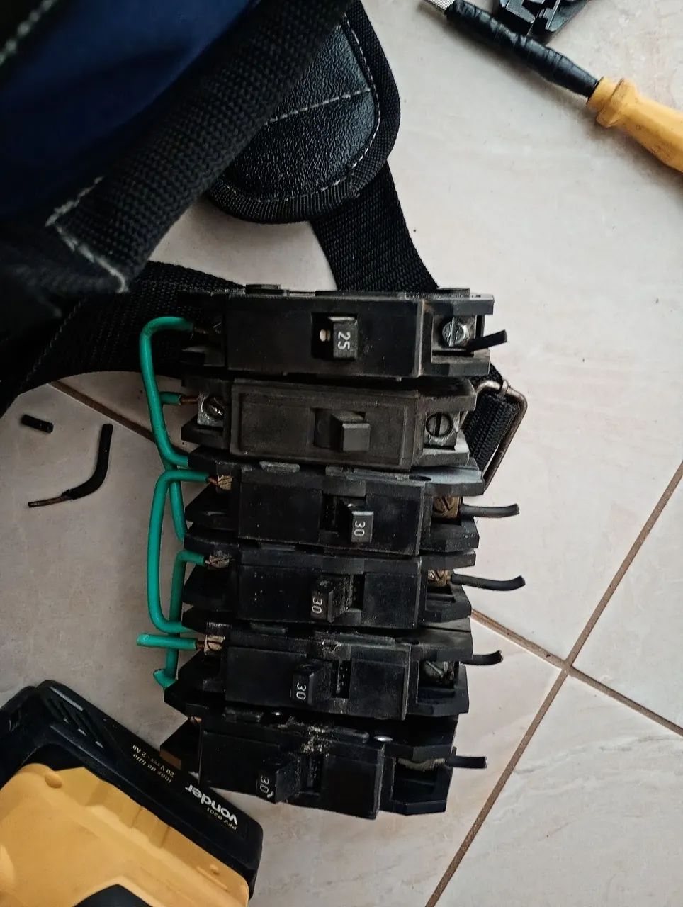 Eletricista  - Foto 2