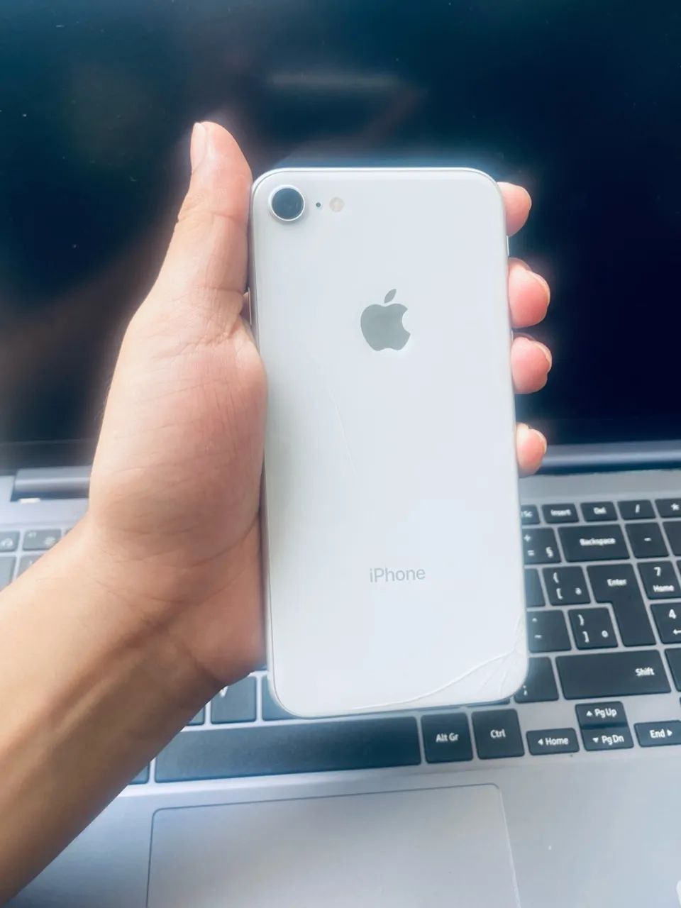 iPhone 8 64GB Branco - 