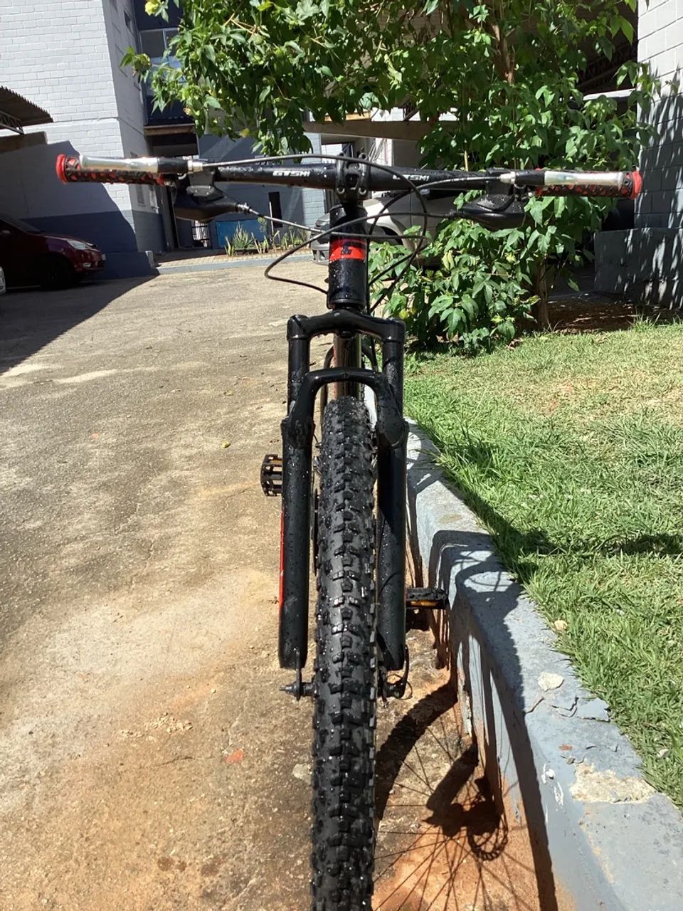 bicicleta GTSM1 NOVA 6 meses de uso - Foto 5