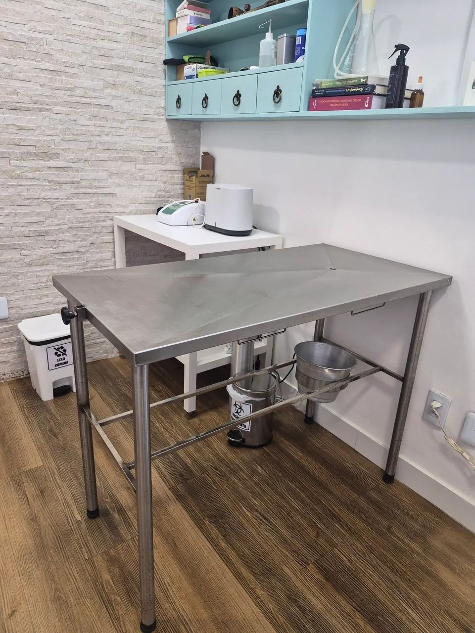Mesa para atendimento de animais480008729863147521