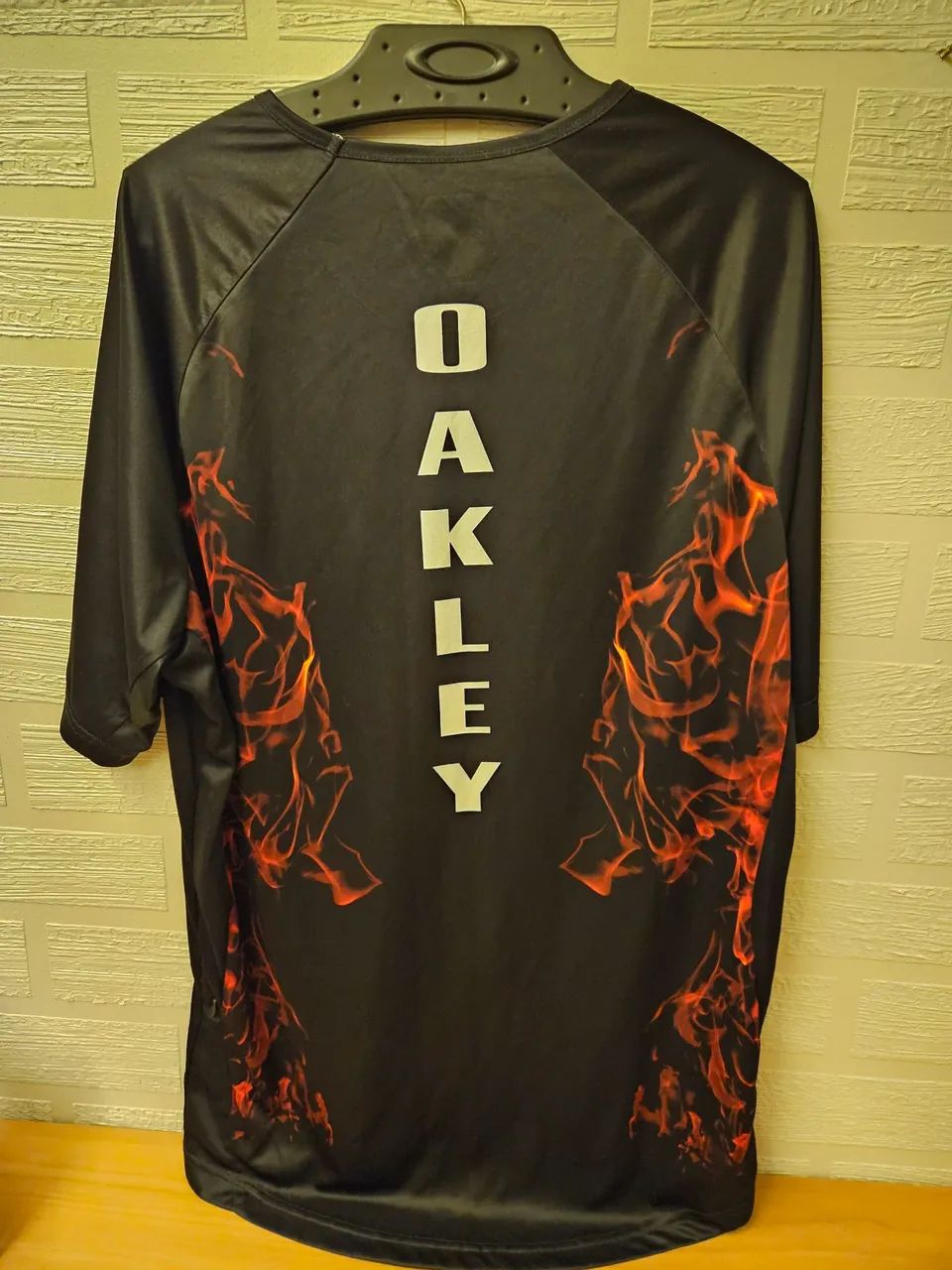 Camisa oakley flame - Foto 2
