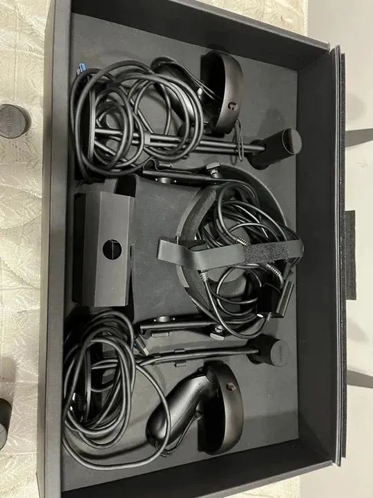 OCULUS RIFT CV1 - Foto 2
