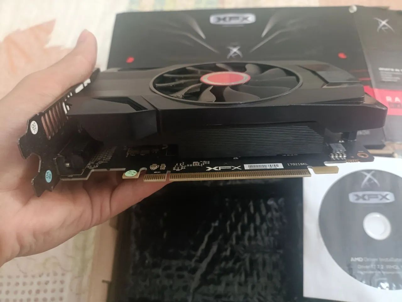 RX 550 4GB GDDR5 - Foto 3