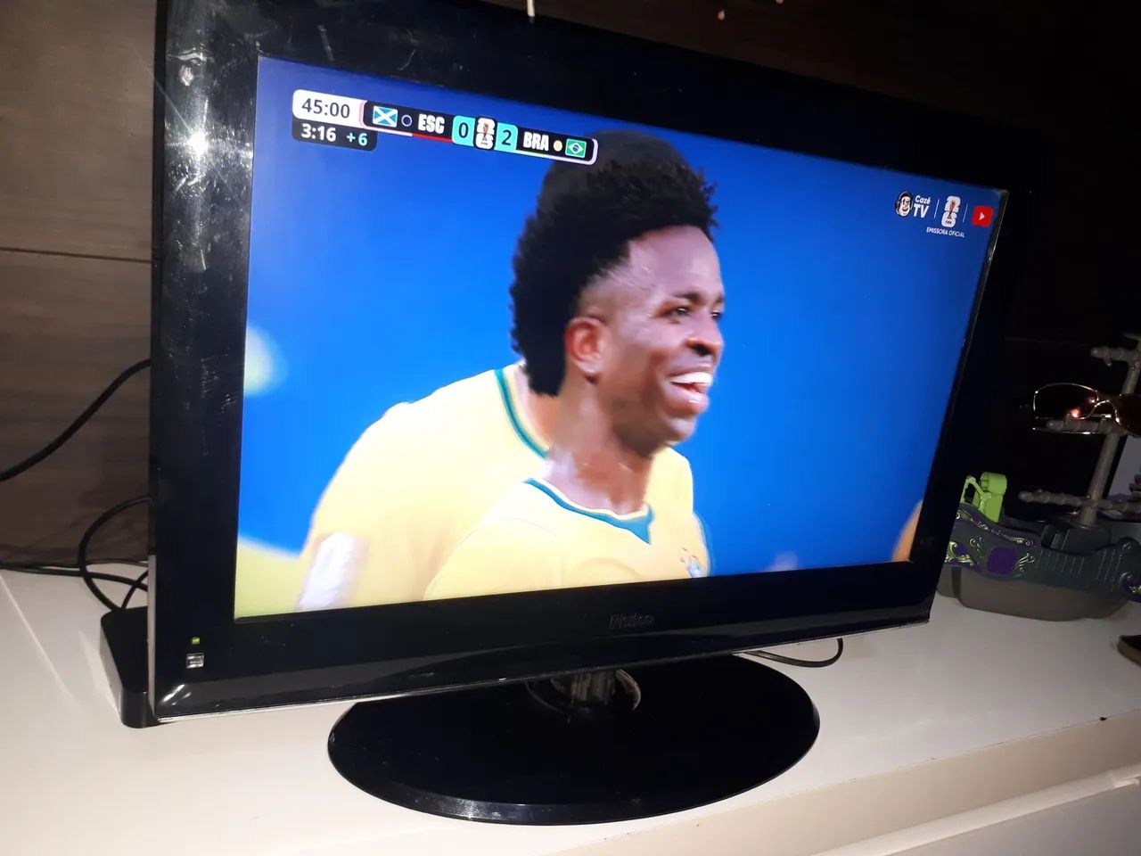 Entrego TV LCD 24 polegadas Não é SMART aceito cartão  - Foto 2