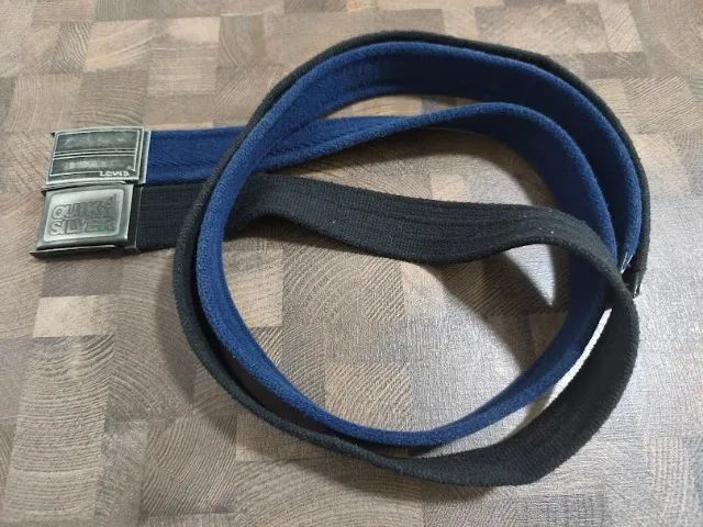 Kit 2 cintos para calça masculina Levis e Quick Silver em tecido e metal - Foto 5