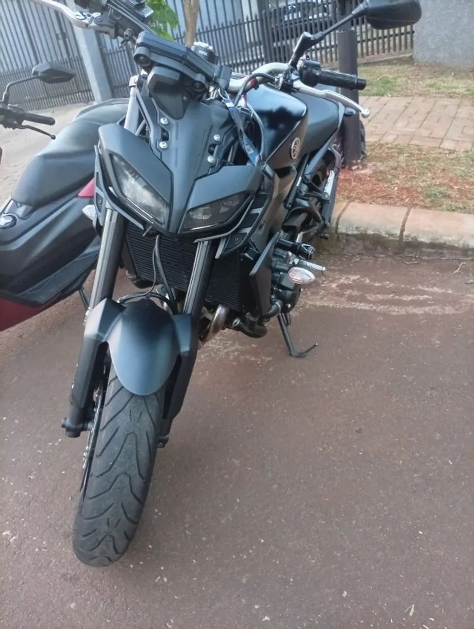 MT - 09 