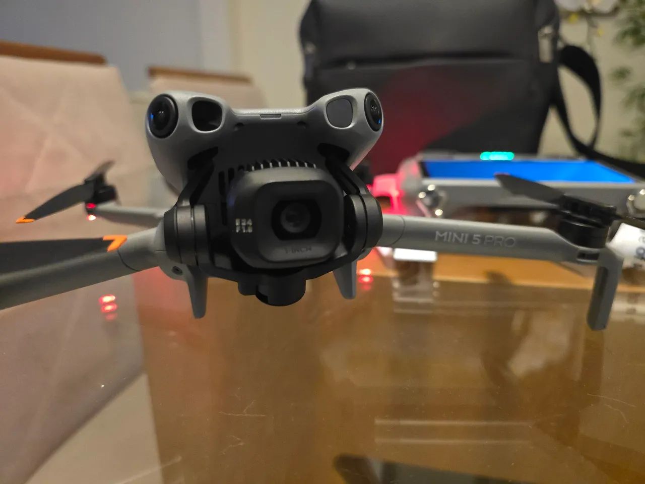 Drone DJI Mini 5 Pro + Controle com Tela (DJI RC2) + Uma Bateria - Foto 2