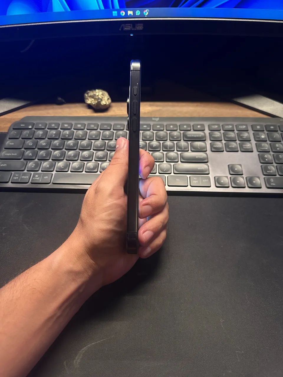 iPhone 16 pro Max 512 - Foto 2