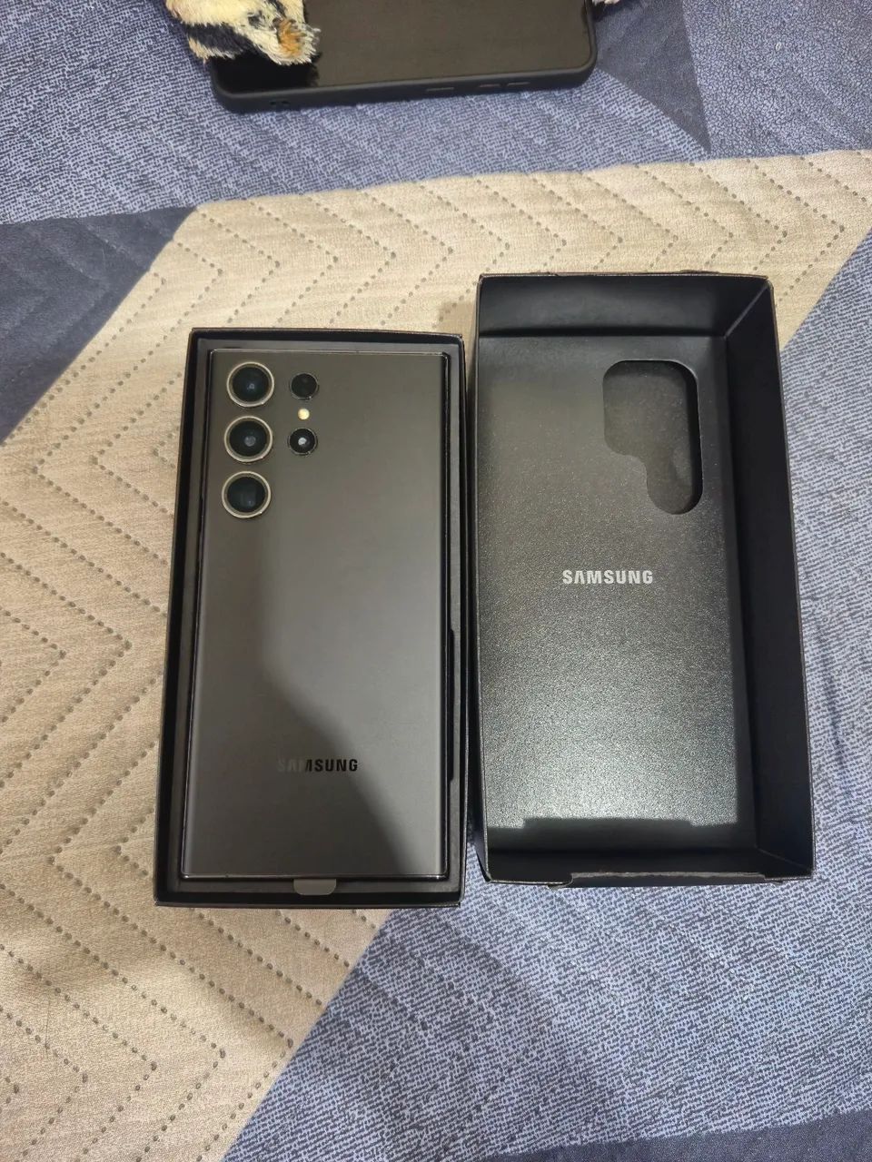 Samsung Galaxy S23 Ultra com nota fiscal