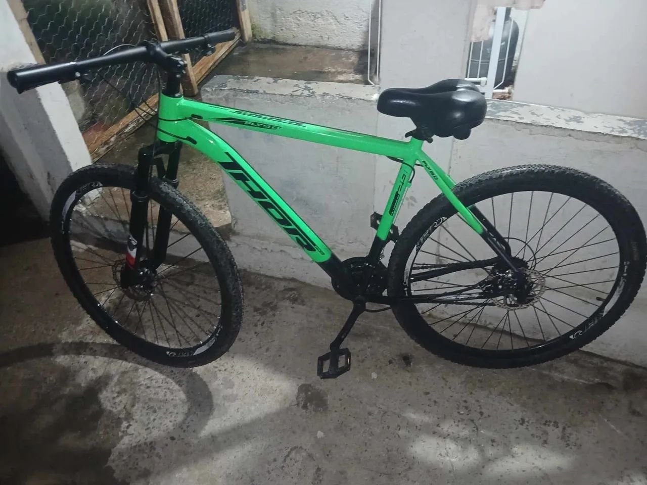 Bicicleta aro 29 Thor muito nova - Foto 2