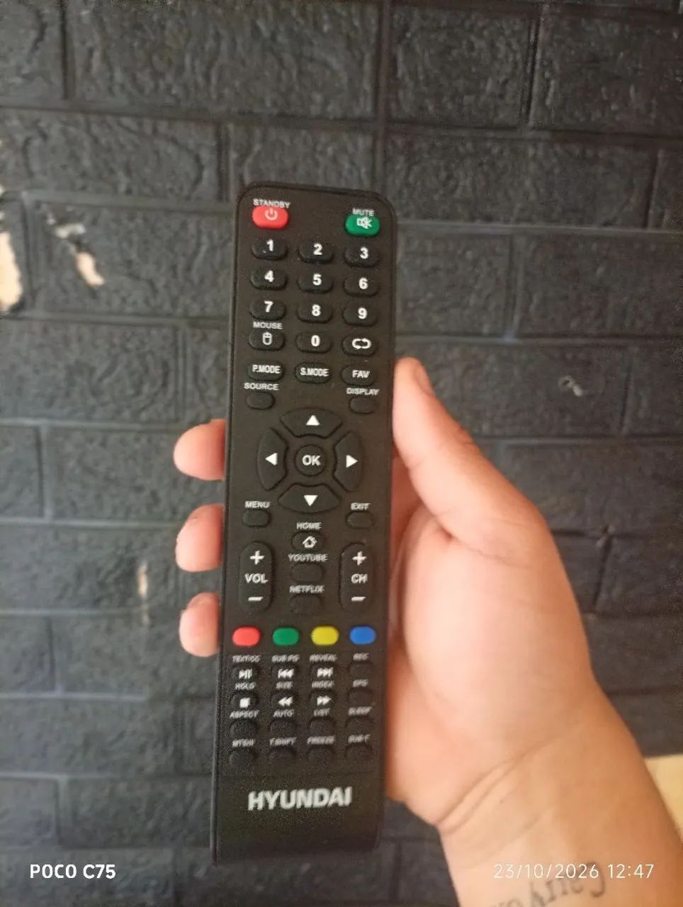 Smart tv 32 polegadas Hyundai ótimo estado Praticamente nova  - Foto 3