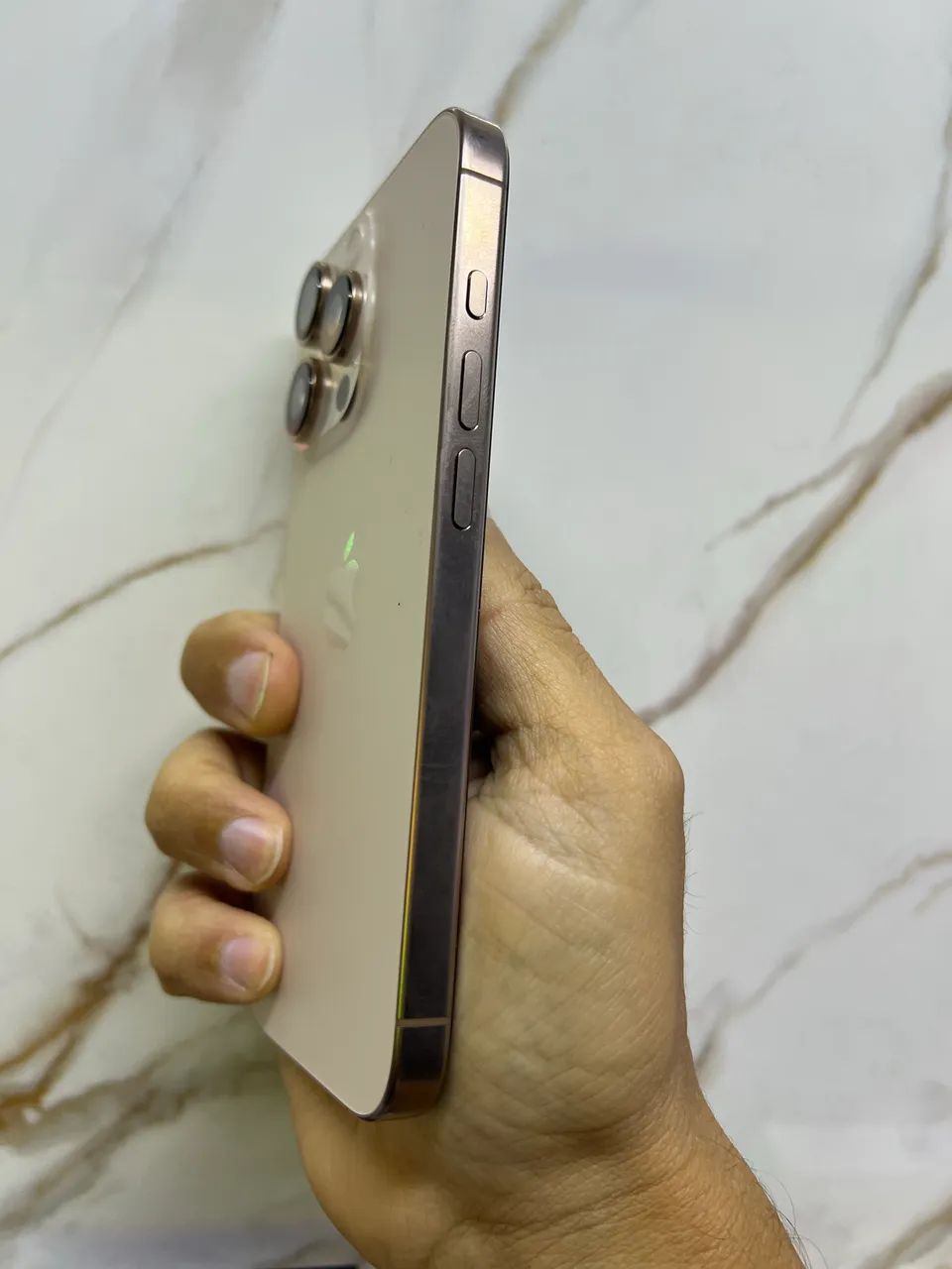 iPhone 16 pro 128gigas bateria 90%  - Foto 3