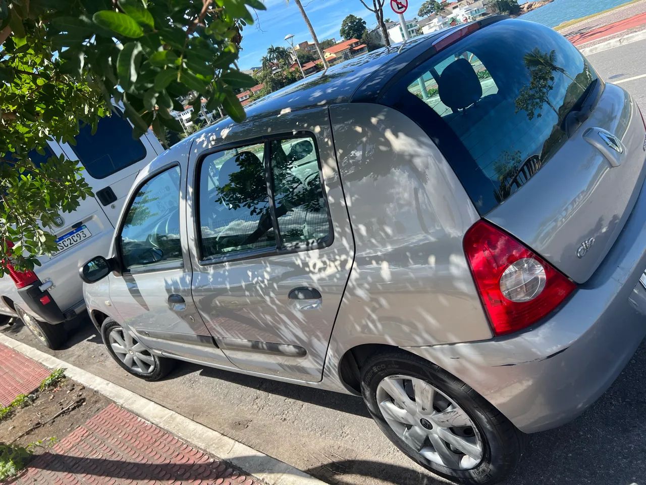 Clio 2010 - Foto 3