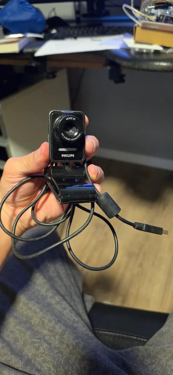 Camera Webcam Philips Full HD 1080p USB com Microfone - Excelente Estado - Foto 4