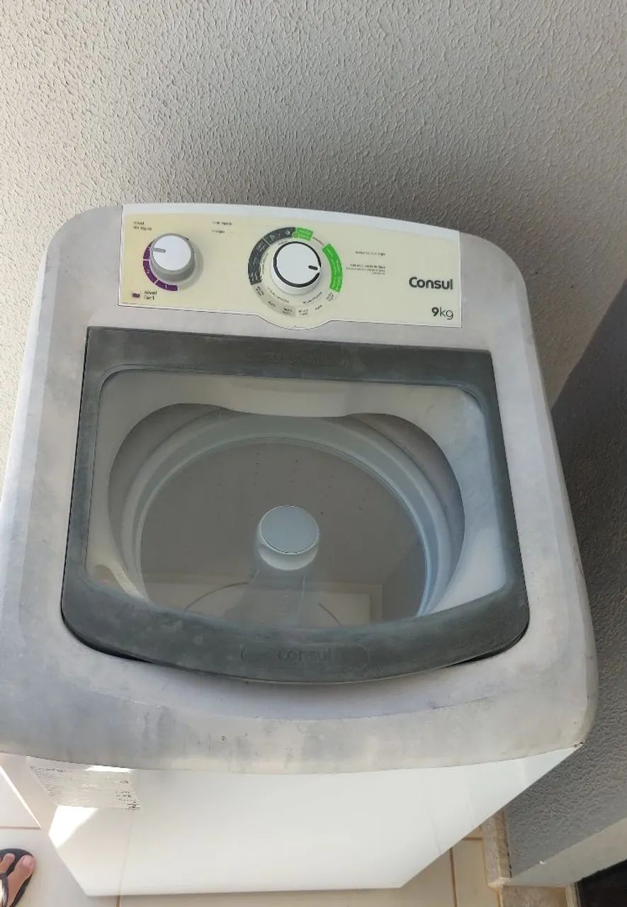VENDO MAQUINA DE LAVAR 